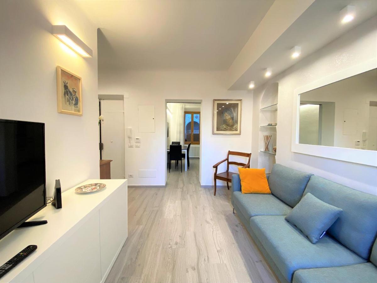 Casa Stella- A Due Passi Dal Corso Di Siena Daire Dış mekan fotoğraf
