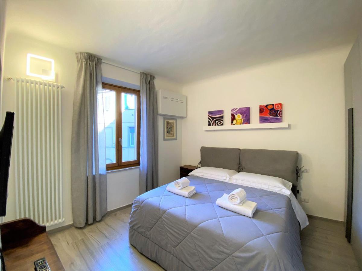 Casa Stella- A Due Passi Dal Corso Di Siena Daire Dış mekan fotoğraf